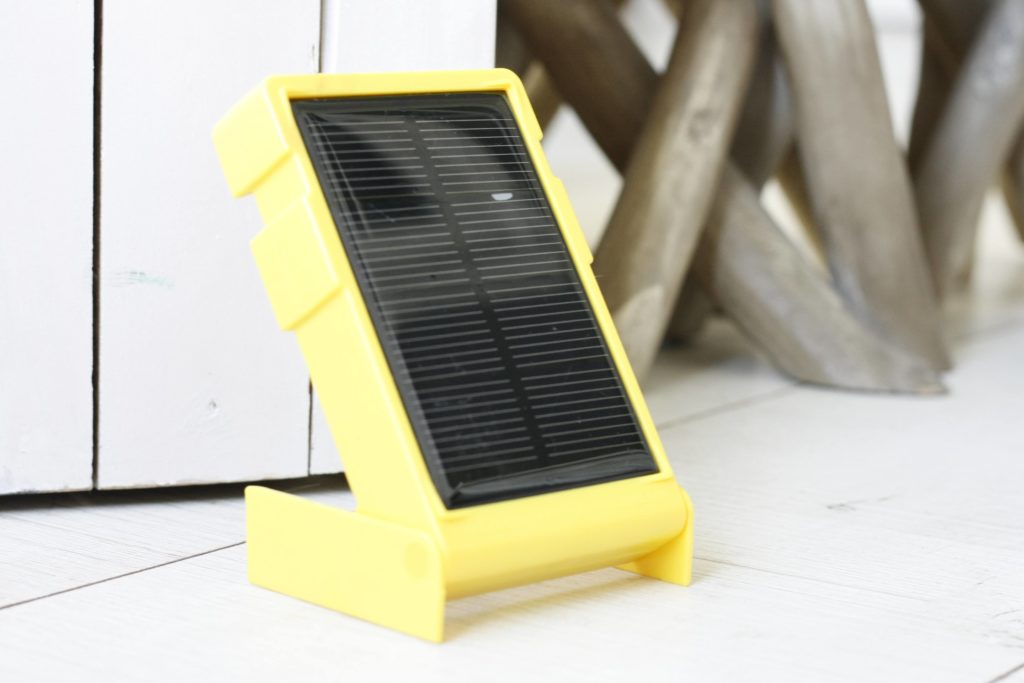 Wakawaka solar lamp op reis